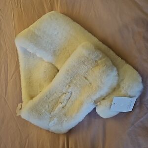 Lauren Conrad fur scarf